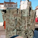 Statue du Taureau installé à la Place de la République de Fontainebleau