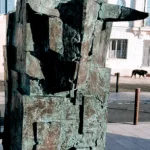 Statue du Taureau installé à la Place de la République de Fontainebleau