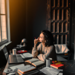 découvrez les fondamentaux de l'intelligence artificielle avec notre décryptage complet. explorez ce que l'ia signifie vraiment, ses applications concrètes et son impact sur notre société. plongez dans le monde fascinant de la technologie qui transforme notre quotidien.